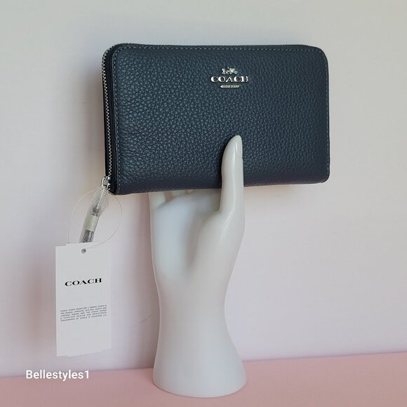 COACH Pebbled Leather Medium ID Window Zip-Around Wallet- Denim color - Picture 2 of 16